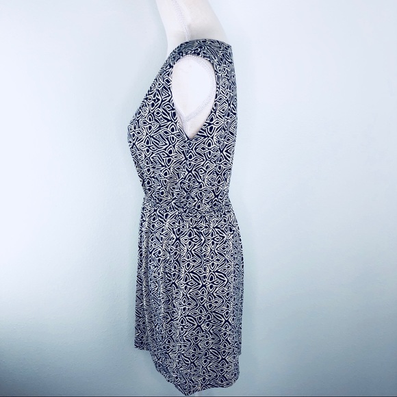 Loft Purple & Cream Tribal Print Dress Sz SP - Picture 3 of 7